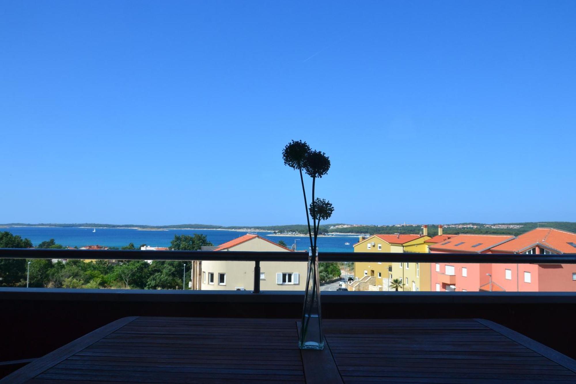 Apartments Roza Medulin Chambre photo