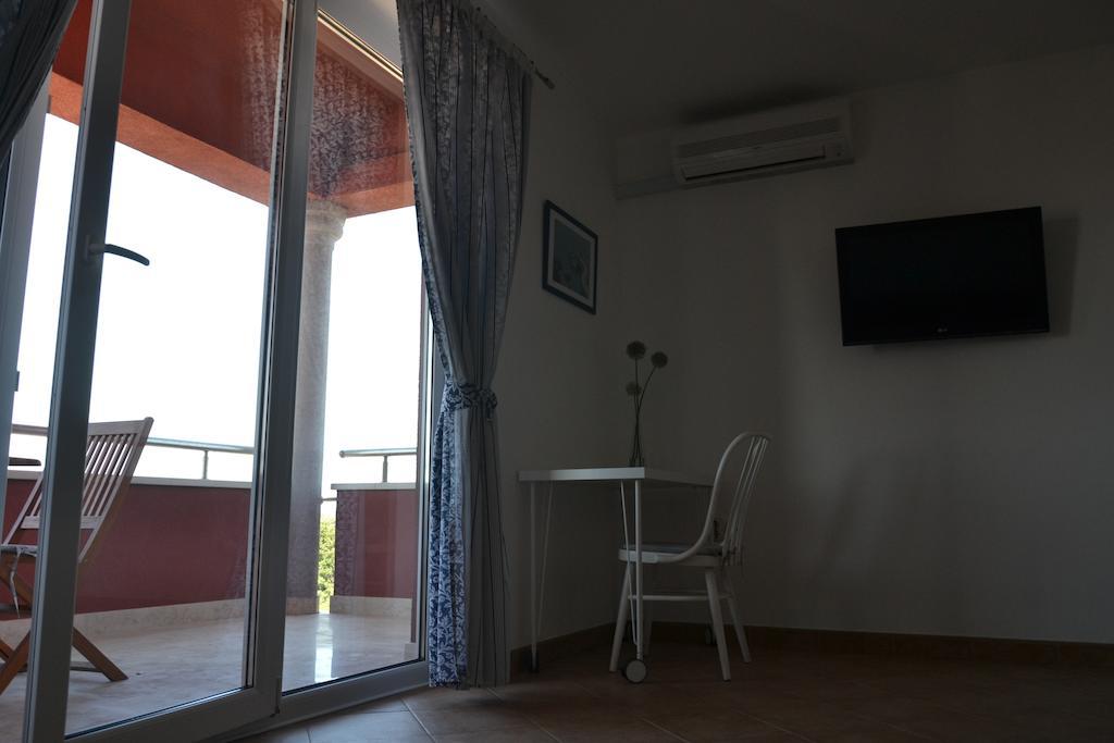 Apartments Roza Medulin Chambre photo