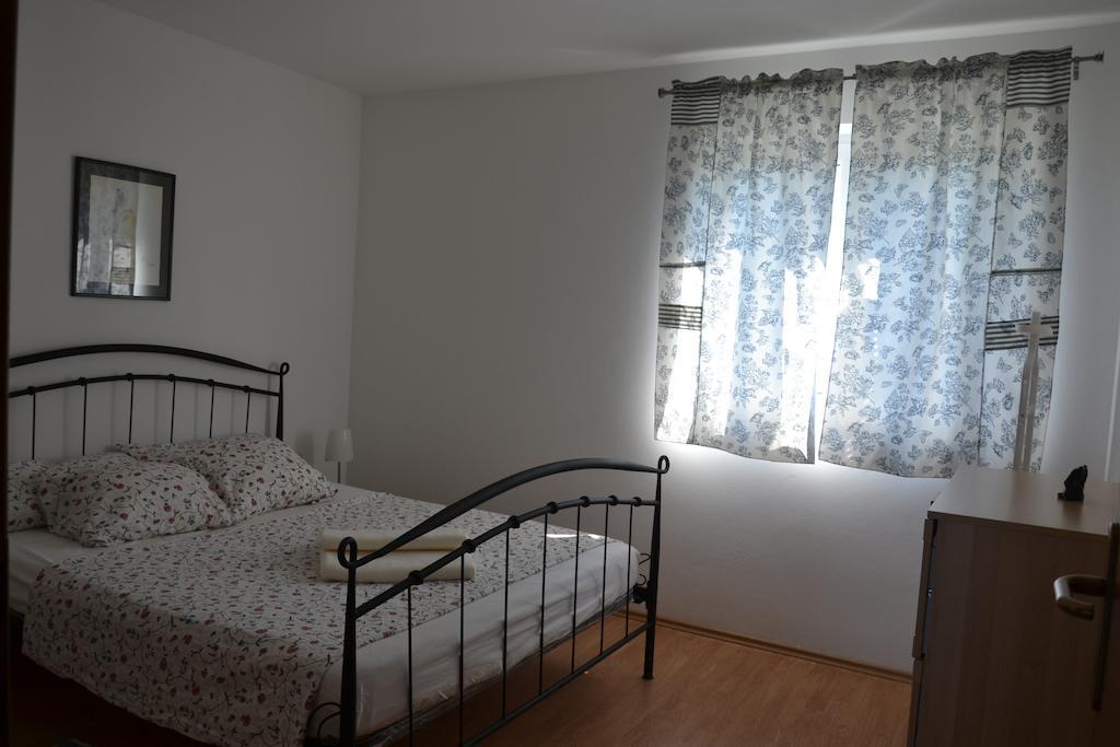 Apartments Roza Medulin Chambre photo